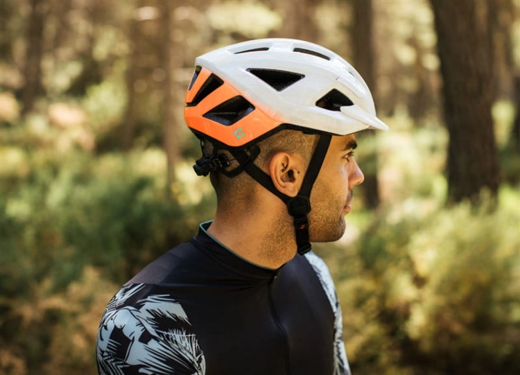 Kask rowerowy Lazer Cerro KC White Flash Orange
