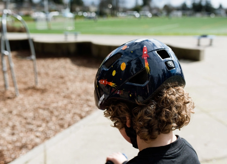 Kask rowerowy Lazer Nutz 2.0 Kids Space